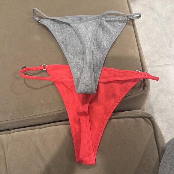Steve Madden Red and Gray Thong Panties - Picture 2 of 4